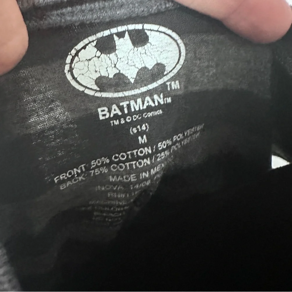 Hot Topic Batman Muscle Tee - Picture 5 of 6